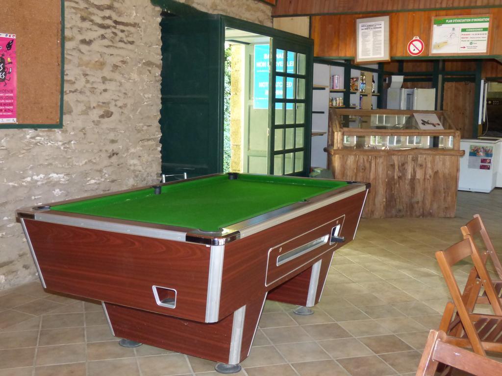 Domaine De Pratulo Cléden-Poher Room photo
